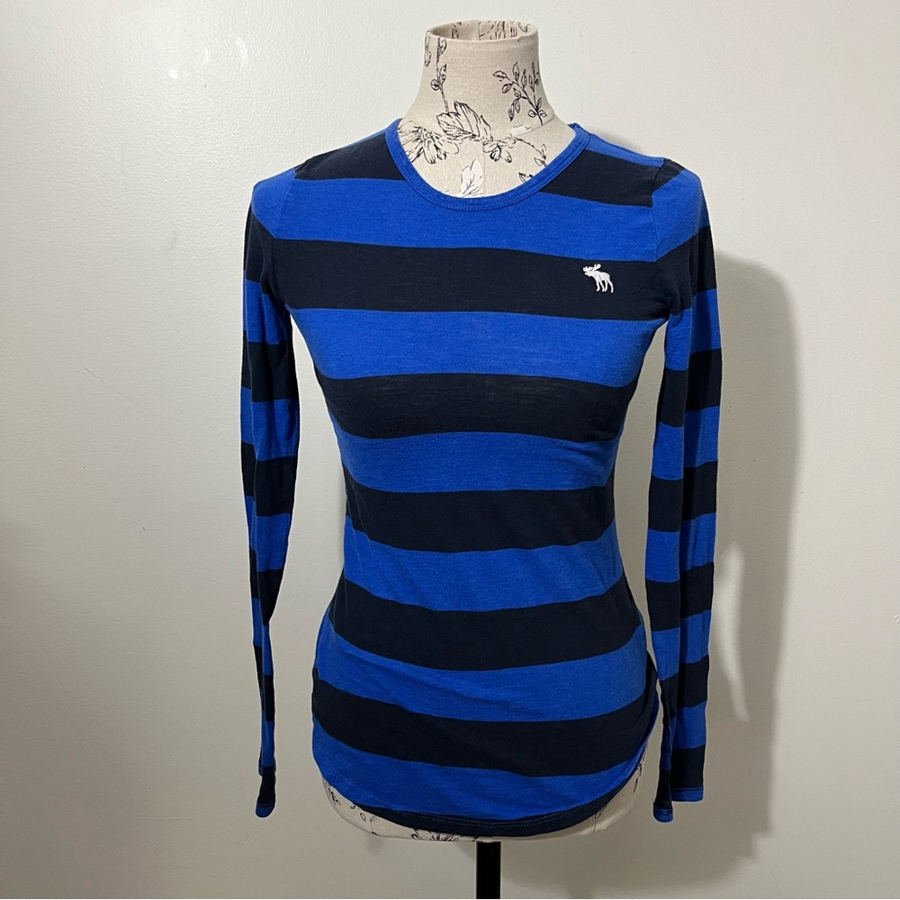 Abercrombie & Fitch Fitted Long Sleeve Striped Blue and Black Top Size S Small